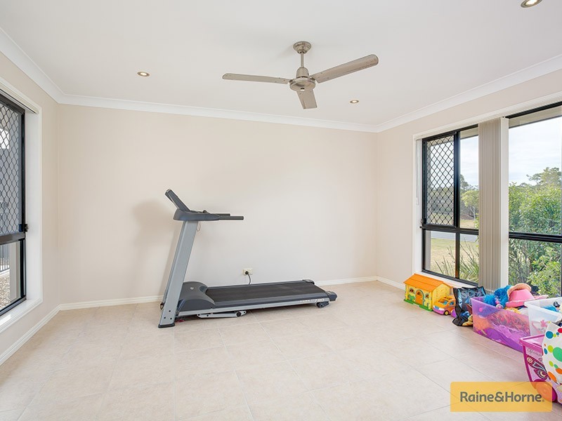 20 Creekside Dr, Narangba QLD 4504