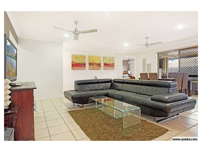 21 Pitkin Avenue, Bellmere QLD 4510