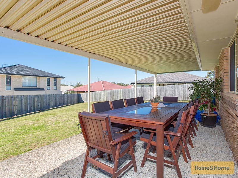 102 Tibrogargan Dr, Narangba QLD 4504