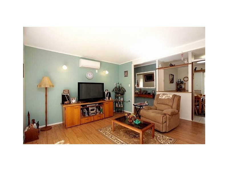 8 McGregor TCE, Beachmere QLD 4510