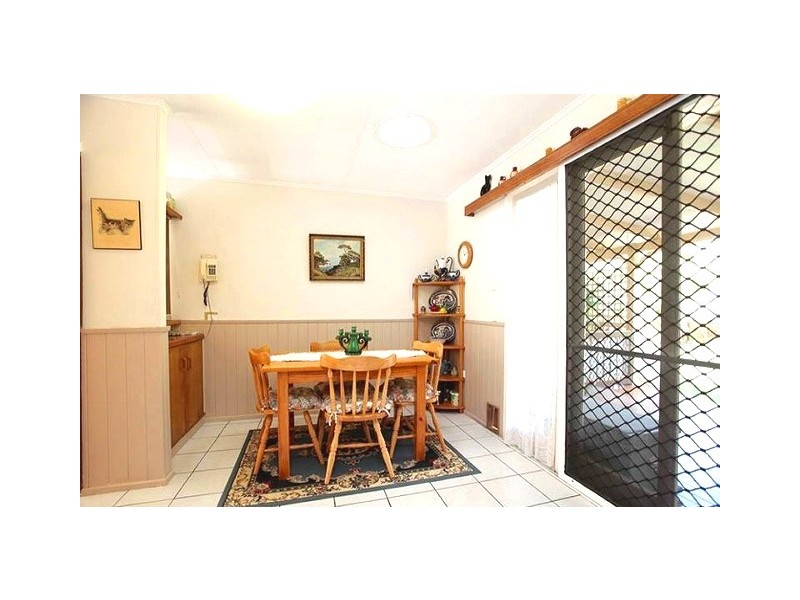 8 McGregor TCE, Beachmere QLD 4510