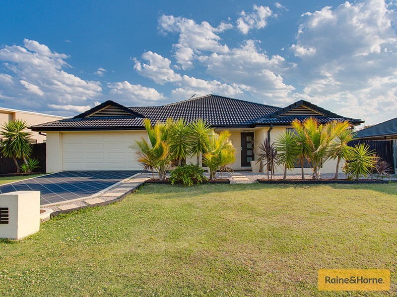 15 Moorhen Court, Narangba QLD 4504