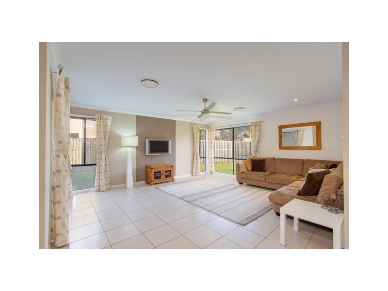 15 Moorhen Court, Narangba QLD 4504