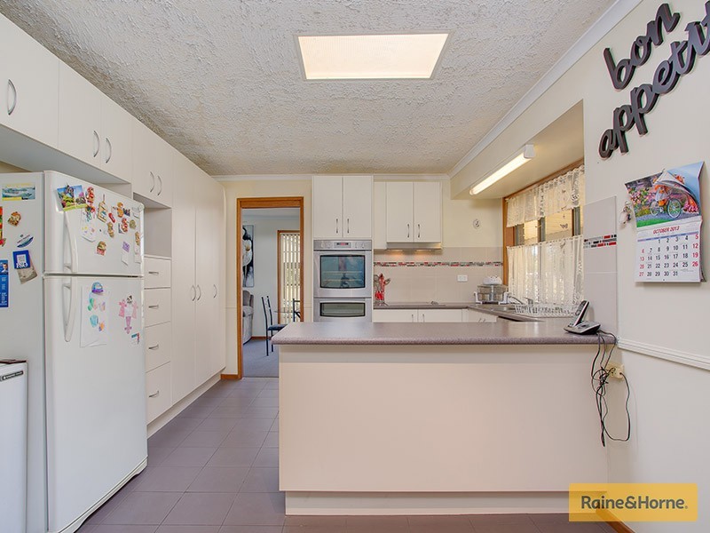 327 Rowley Rd, Burpengary QLD 4505