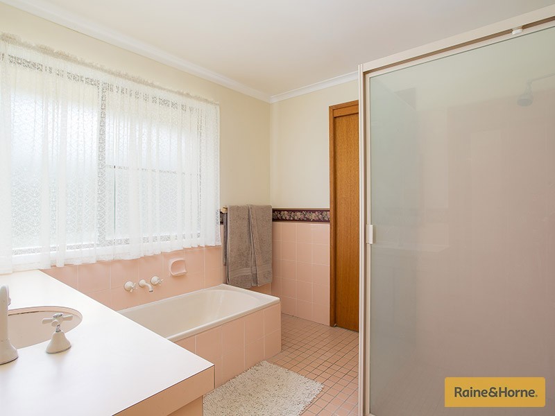 327 Rowley Rd, Burpengary QLD 4505