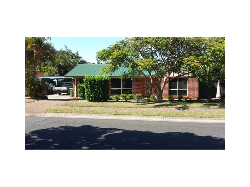 18 Mountain Blue Drive, Kallangur QLD 4503