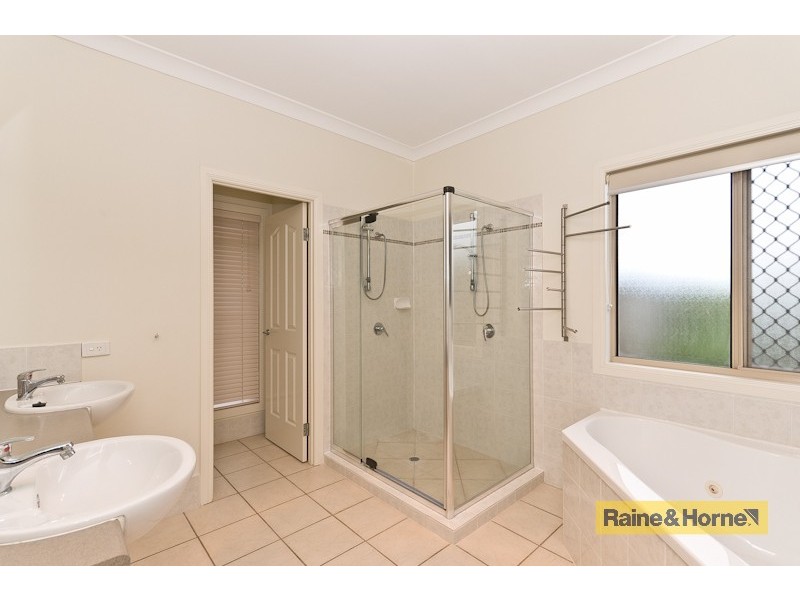 1 Aspect Place, Narangba QLD 4504