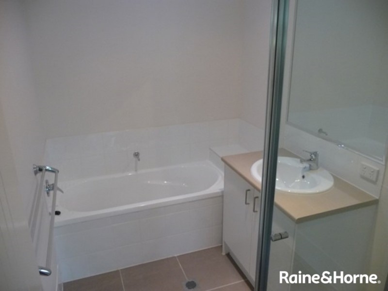 4/143 Station Road, Burpengary QLD 4505