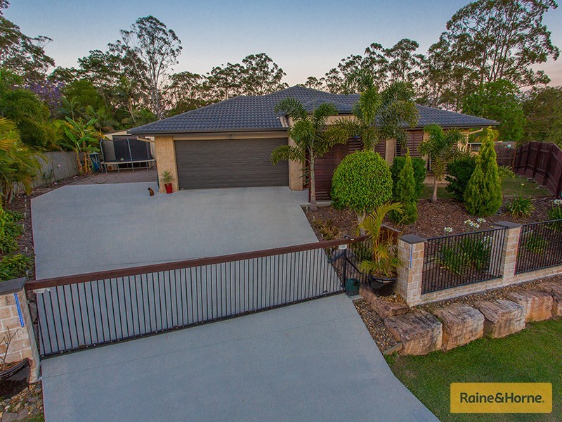 13 Moloney Place, Bellmere QLD 4510