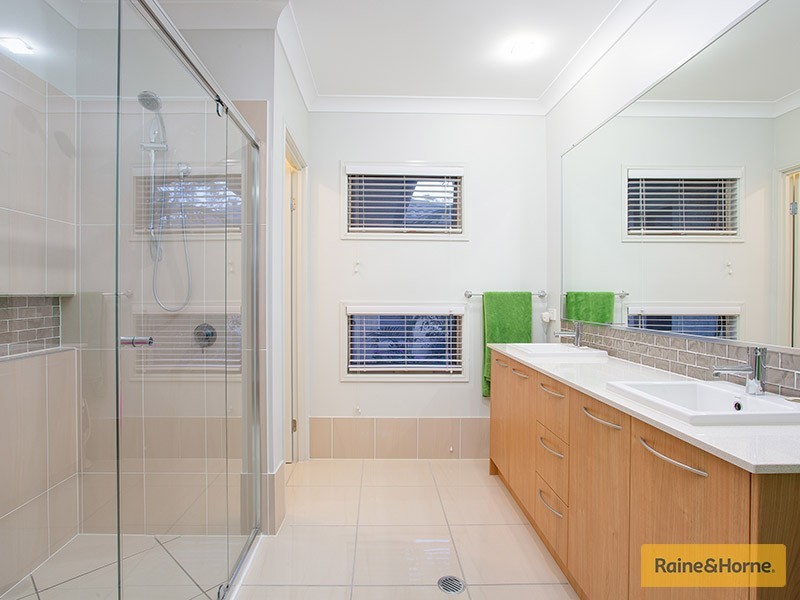 13 Moloney Place, Bellmere QLD 4510