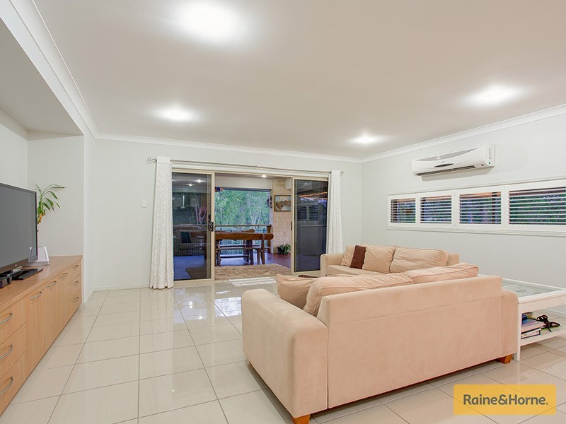 13 Moloney Place, Bellmere QLD 4510