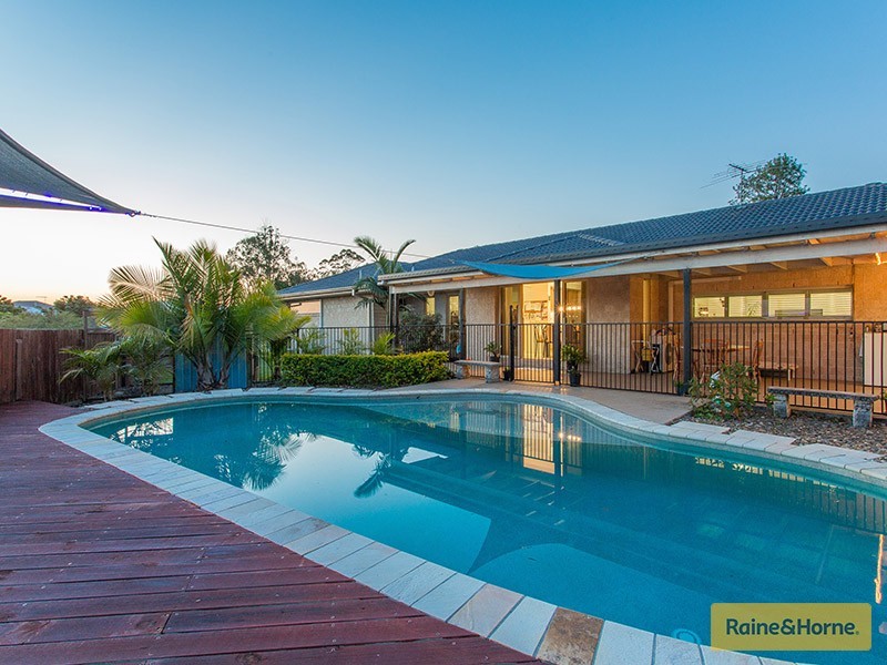 13 Moloney Place, Bellmere QLD 4510