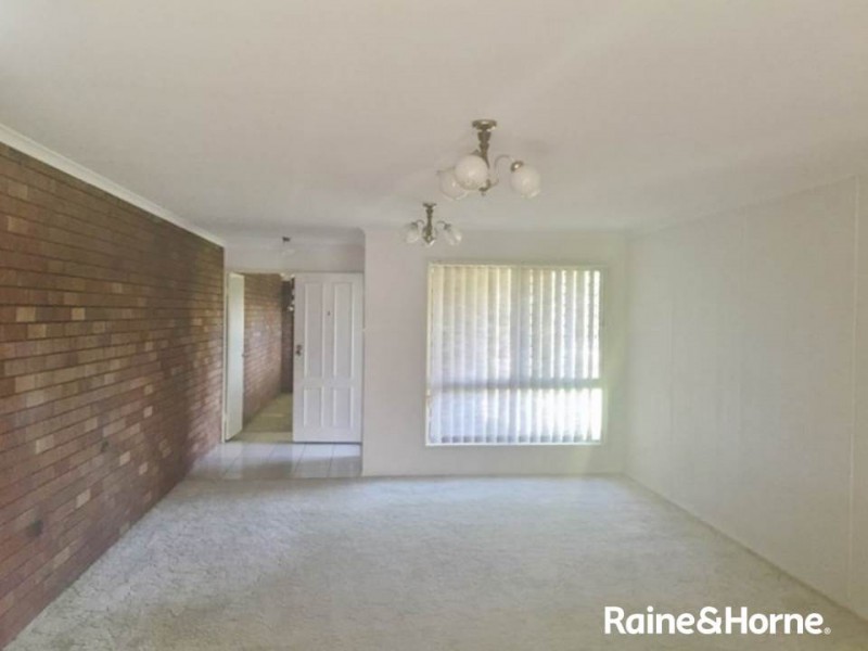 1/100 Henderson Rd, Burpengary QLD 4505