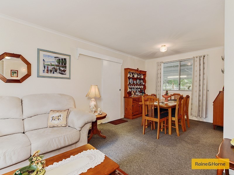 18 Graham Road, Morayfield QLD 4506