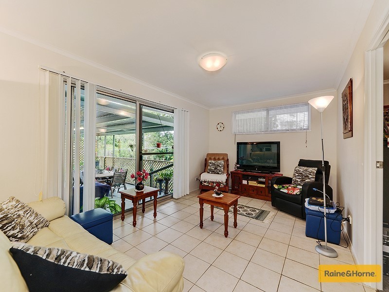 18 Graham Road, Morayfield QLD 4506
