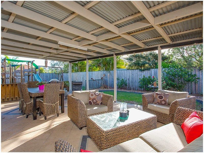 8 Bendee Court, Narangba QLD 4504