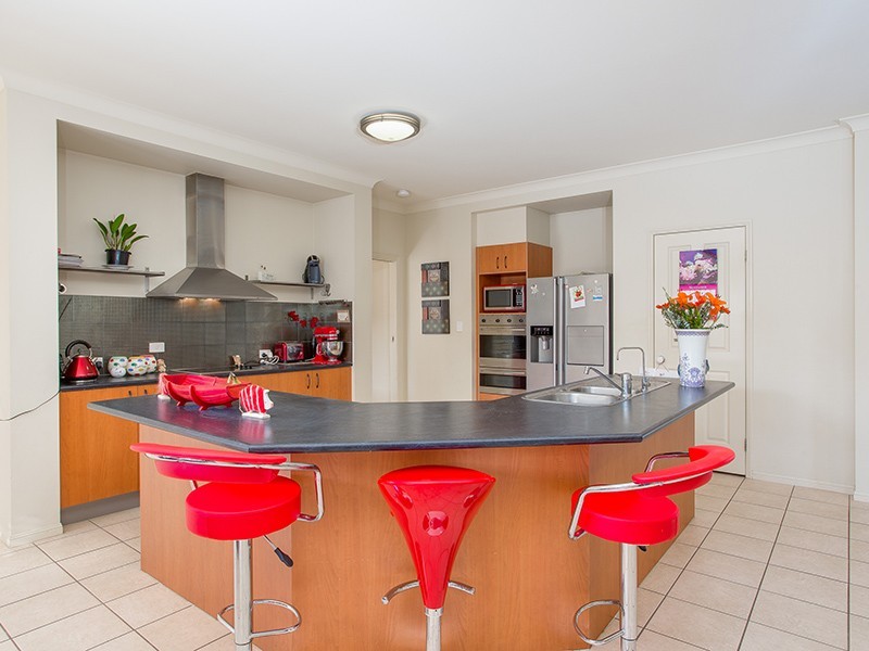 8 Bendee Court, Narangba QLD 4504