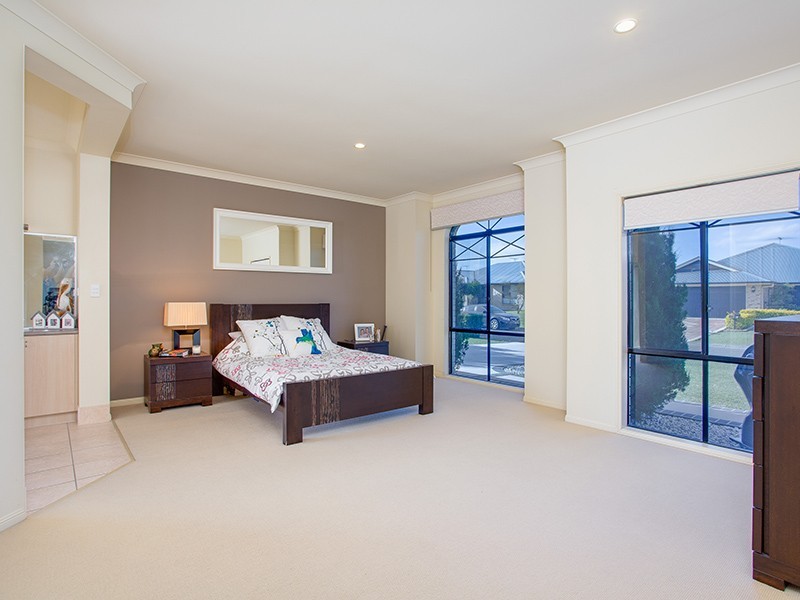 8 Bendee Court, Narangba QLD 4504