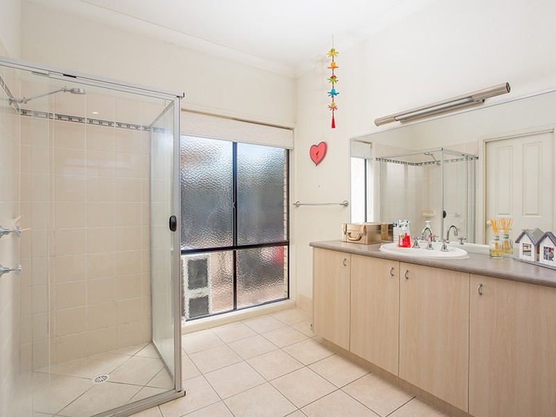 8 Bendee Court, Narangba QLD 4504