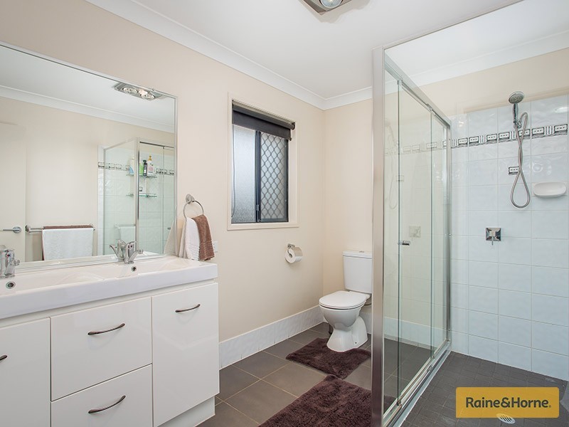 27 Jacques Close, Caboolture QLD 4510