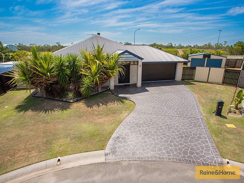 27 Jacques Close, Caboolture QLD 4510