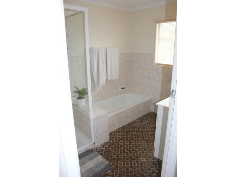 38 Dunbeath Dr, Burpengary QLD 4505