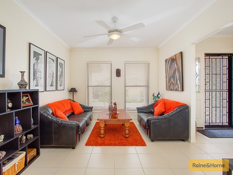 6 Wallaby Pl, Morayfield QLD 4506