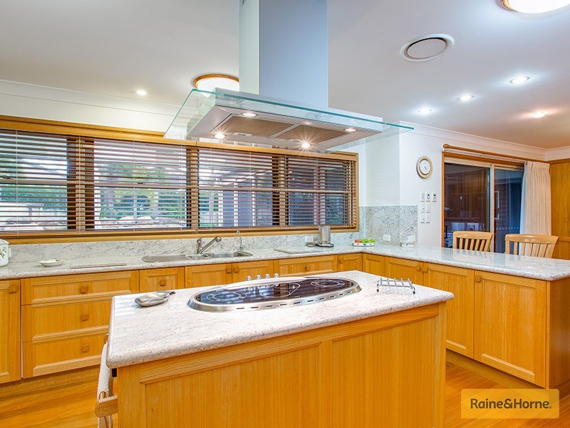 1 Cocos Drive, Ningi QLD 4511