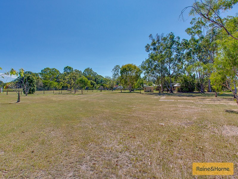 279 Old Bay Rd, Burpengary QLD 4505
