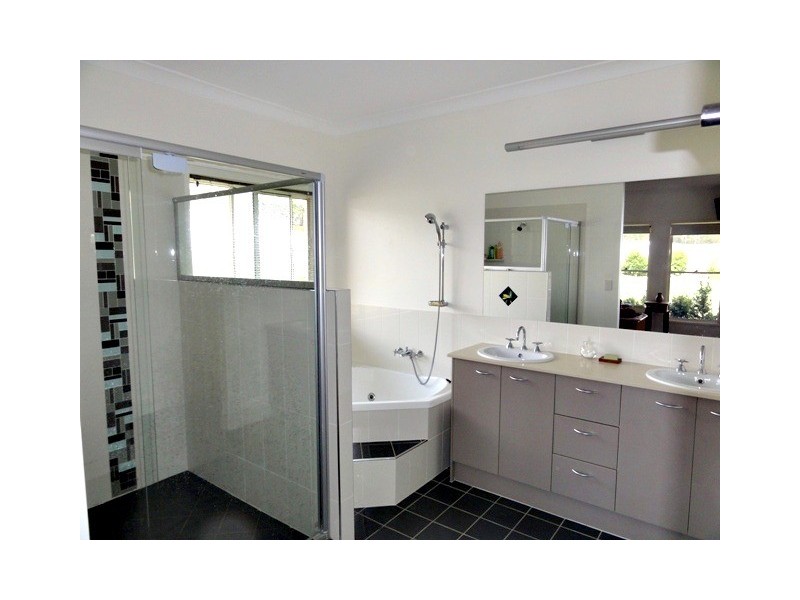 20 Bushcherry Court, Burpengary QLD 4505