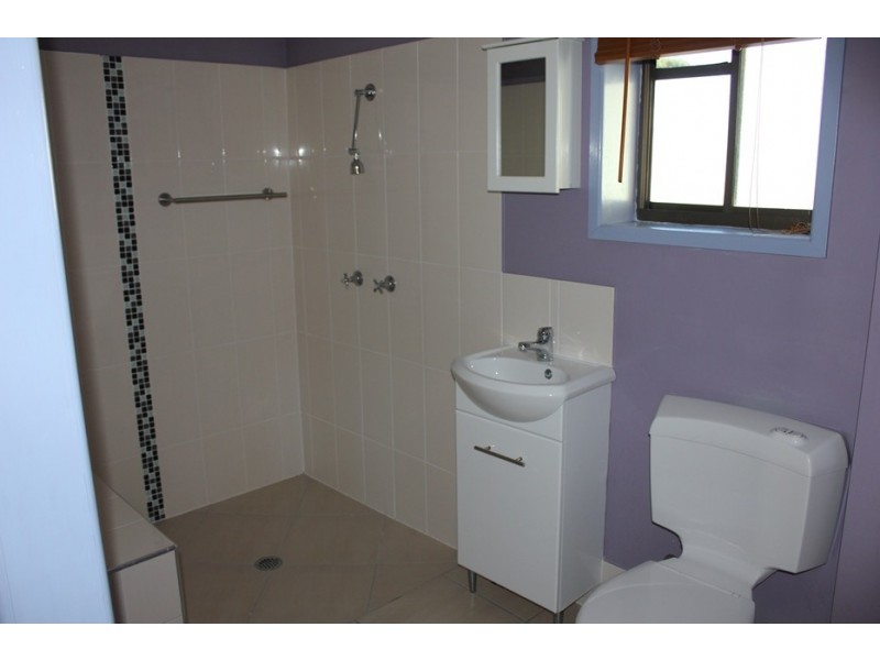 14 Avondale St, Morayfield QLD 4506