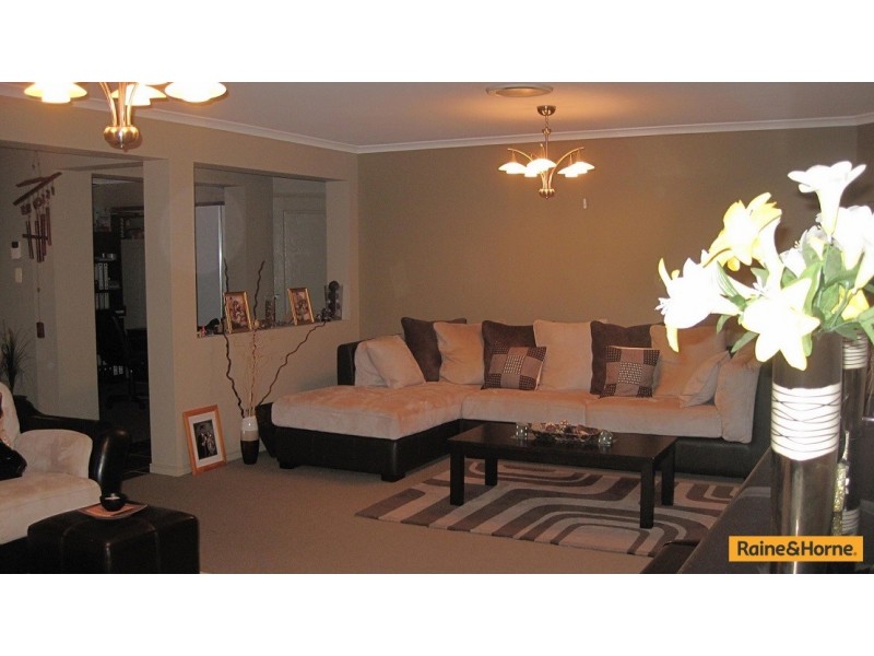 8 Briggs Drive, Caboolture QLD 4510