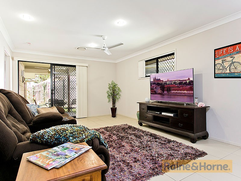 21 Diane Parade, Kallangur QLD 4503