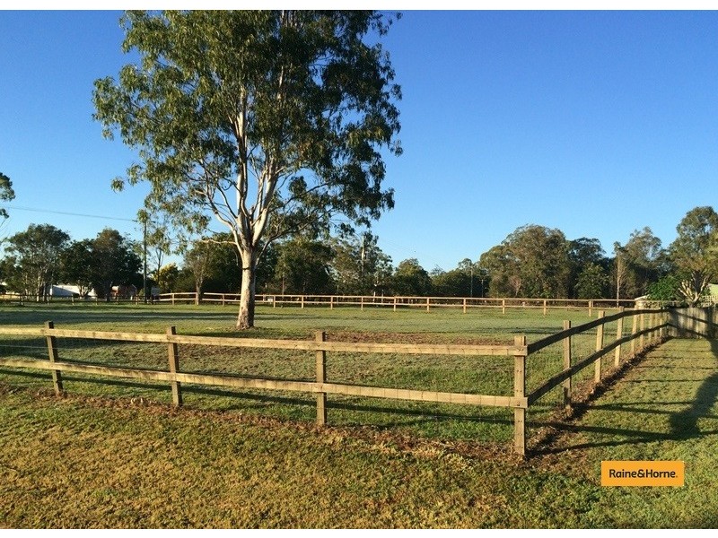 1 Greenbury Court, Morayfield QLD 4506