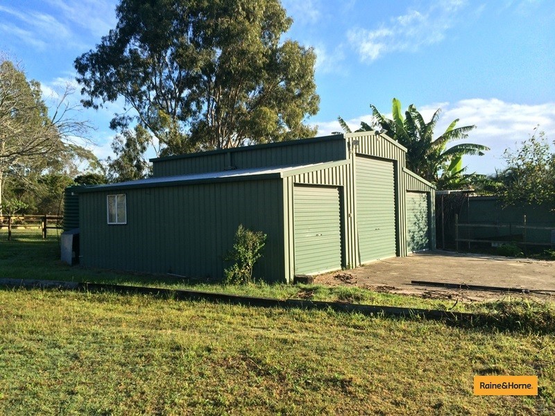 1 Greenbury Court, Morayfield QLD 4506