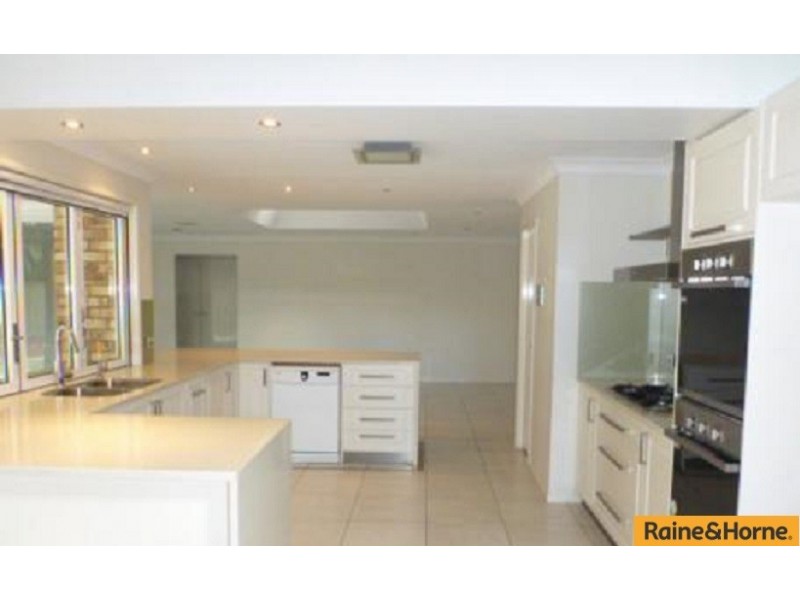 28 Tontonan Drive, Burpengary QLD 4505
