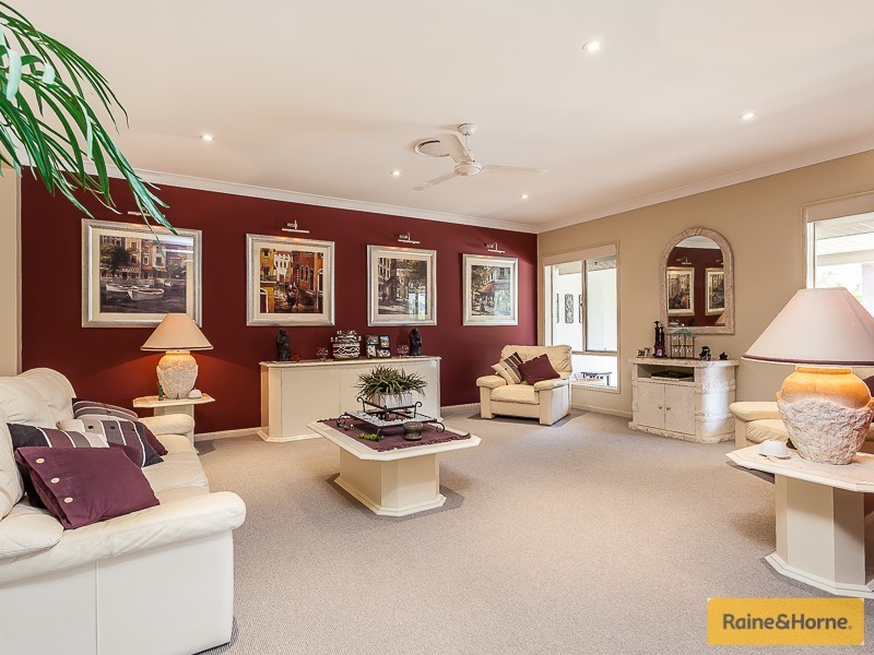 4 Guinea Cres, Narangba QLD 4504