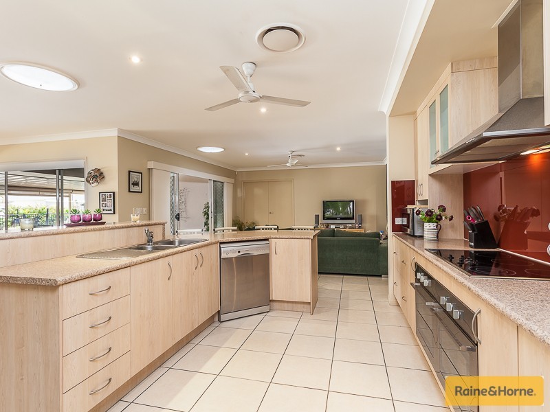 4 Guinea Cres, Narangba QLD 4504