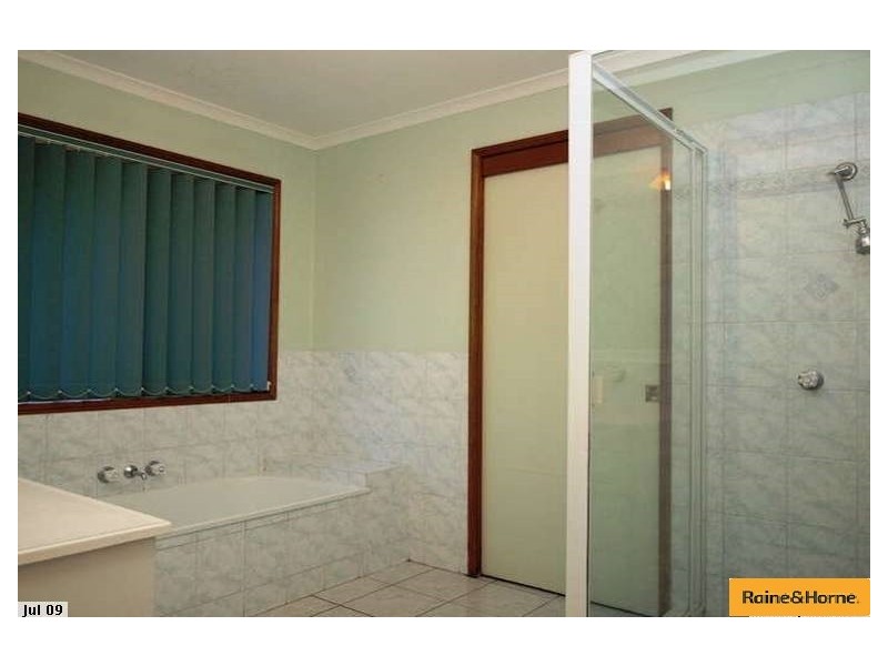 2 Melana Court, Morayfield QLD 4506