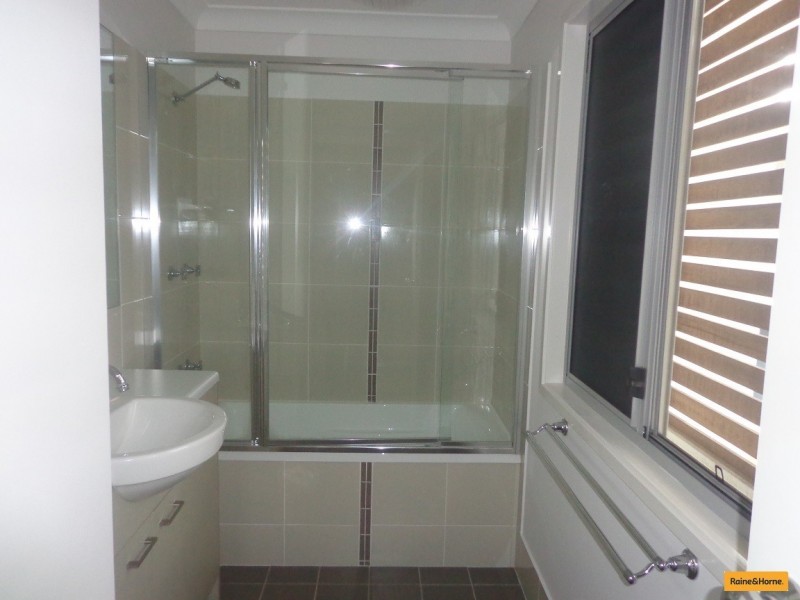 1/16 David, Burpengary QLD 4505