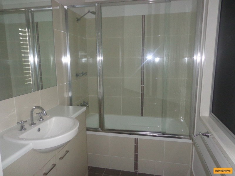 1/16 David, Burpengary QLD 4505