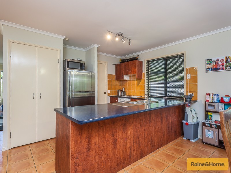 12 Blaxland Place, Narangba QLD 4504