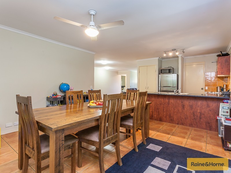 12 Blaxland Place, Narangba QLD 4504