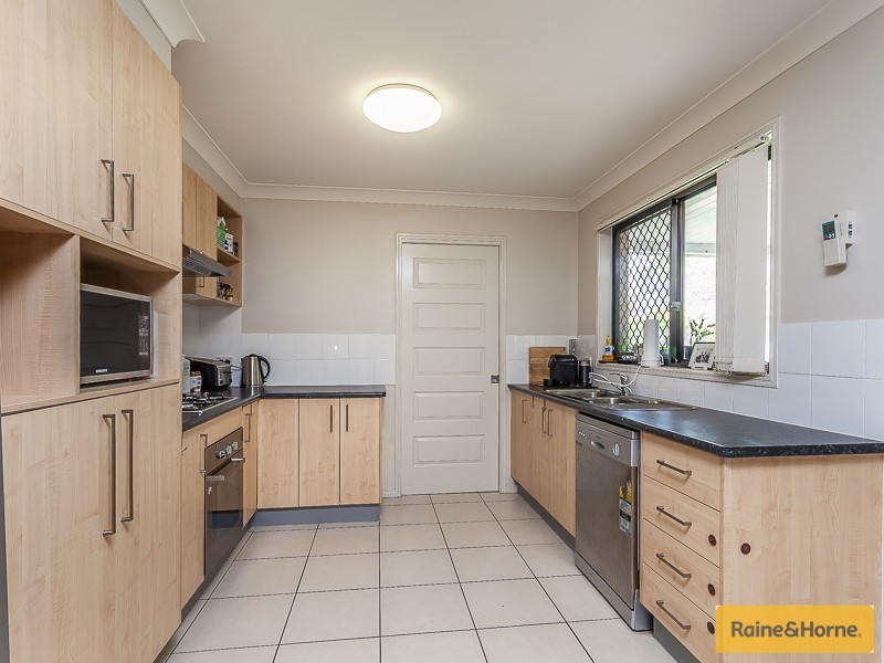 5 Radiata Court, Morayfield QLD 4506