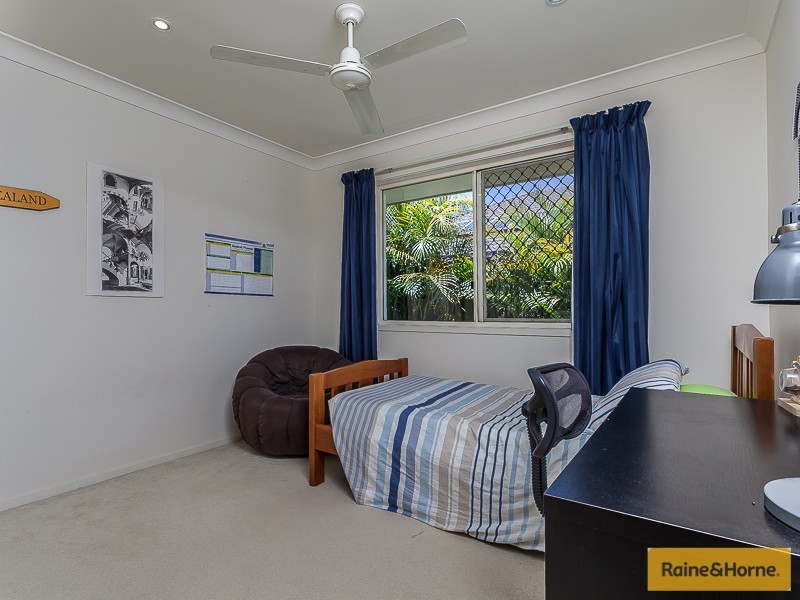3 Lookout Place, Narangba QLD 4504