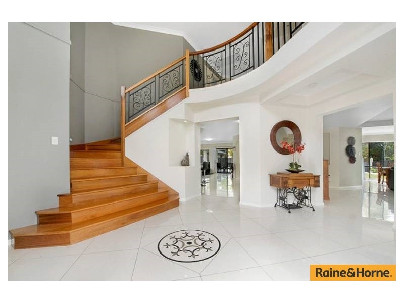 18 Hideaway Close, Narangba QLD 4504