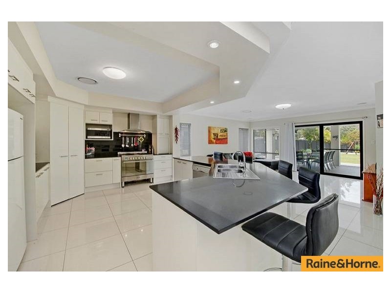 18 Hideaway Close, Narangba QLD 4504