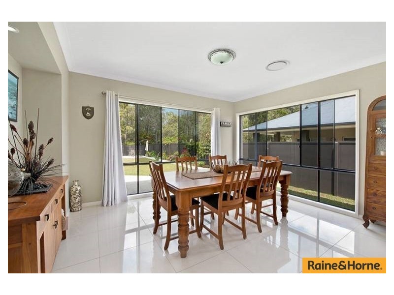 18 Hideaway Close, Narangba QLD 4504