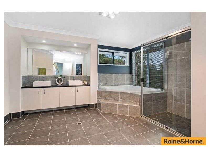 18 Hideaway Close, Narangba QLD 4504