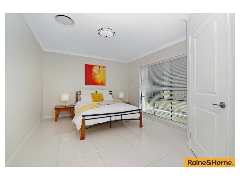 18 Hideaway Close, Narangba QLD 4504